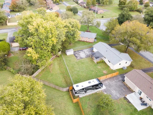 $2,200 | 202 Raindrop Lane, Hendersonville, TN 37075