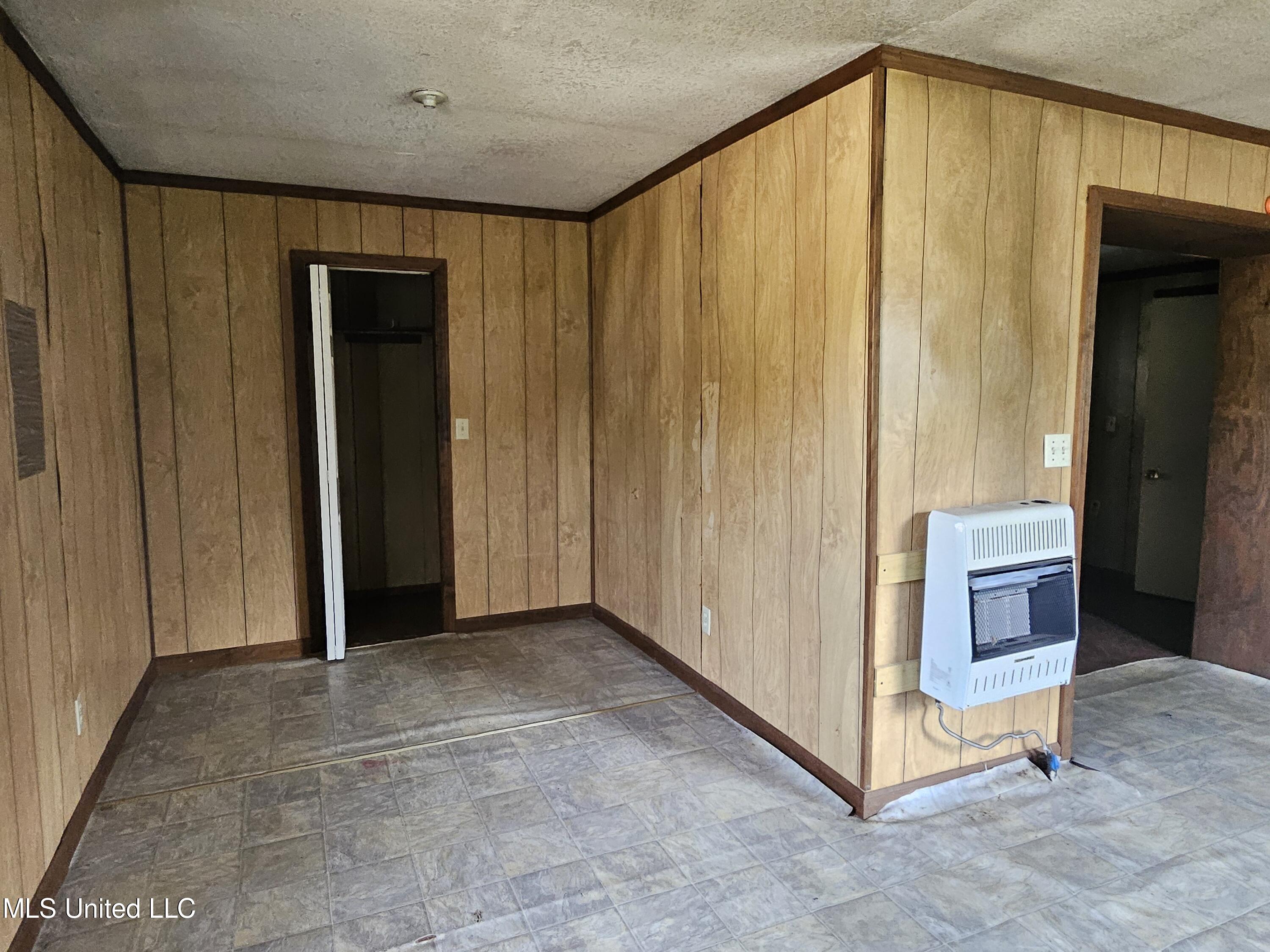 4913 East Tate Road Coldwater, MS 38618 - Photo 11 of 25 1000008638