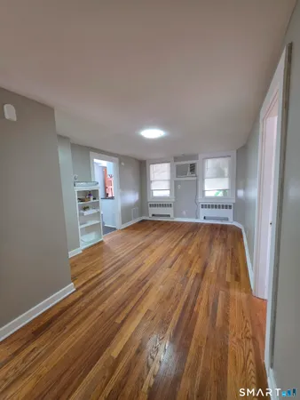 $1,550 | 396 West Main Street, Unit 3, New Britain, CT 06052