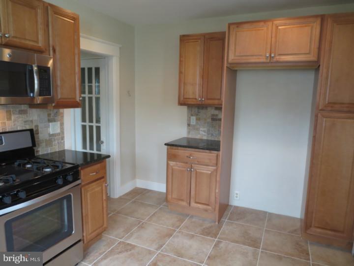 144 West Elm Street Shillington, PA 19607 - Photo 10 of 24 Kitchen