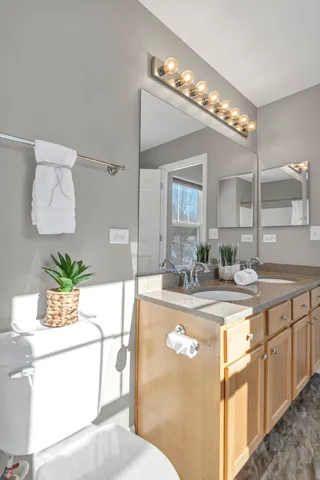 $285,000 | 6526 Marble Lane, Carpentersville, IL 60110