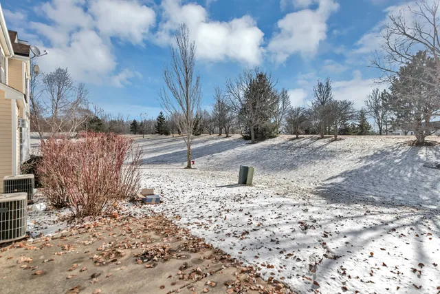 $285,000 | 6526 Marble Lane, Carpentersville, IL 60110