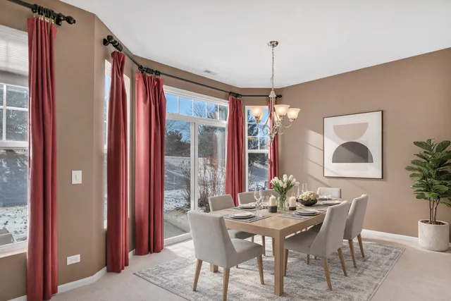 $285,000 | 6526 Marble Lane, Carpentersville, IL 60110