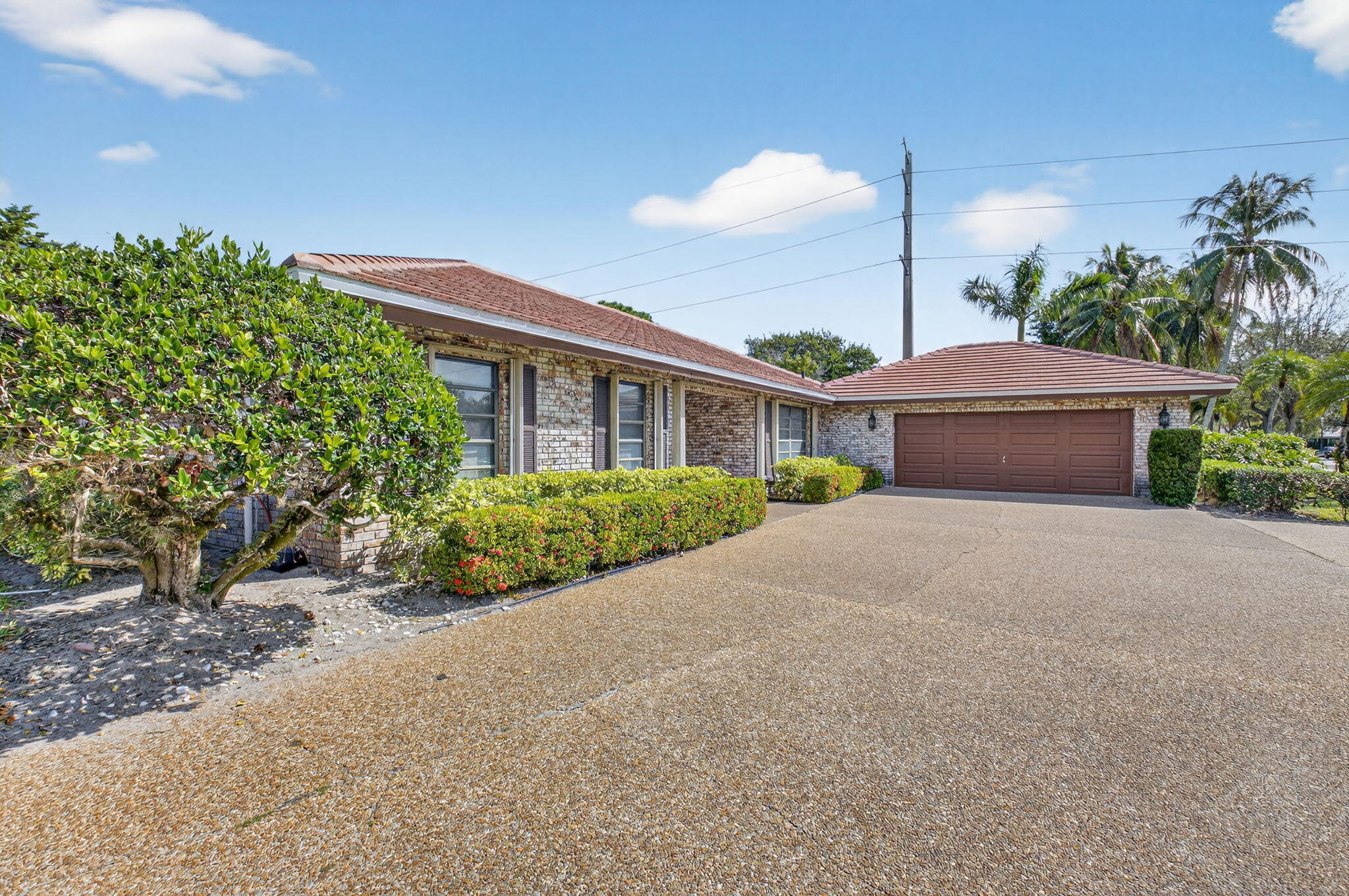 2101 Northwest 25th Street Boca Raton, FL 33431 - Photo 3 of 64 2-web-or-mls-DSC_8099
