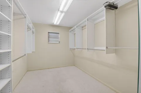 $2,000,000 | 2101 Northwest 25th Street, Boca Raton, FL 33431