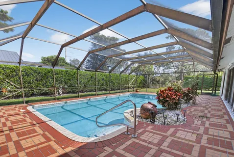 $2,000,000 | 2101 Northwest 25th Street, Boca Raton, FL 33431