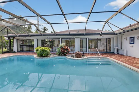 $2,000,000 | 2101 Northwest 25th Street, Boca Raton, FL 33431