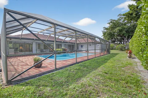 $2,000,000 | 2101 Northwest 25th Street, Boca Raton, FL 33431