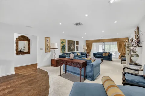 $2,000,000 | 2101 Northwest 25th Street, Boca Raton, FL 33431