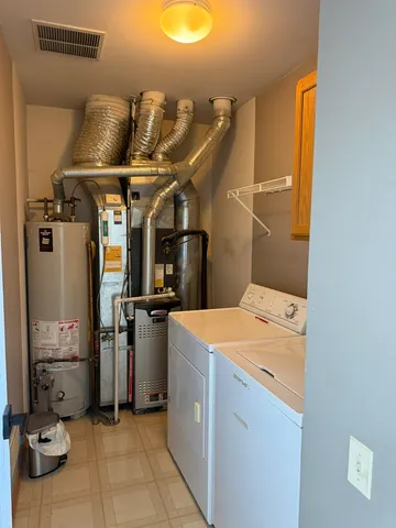 $2,550 | 2522 Arcadia Circle, Naperville, IL 60540