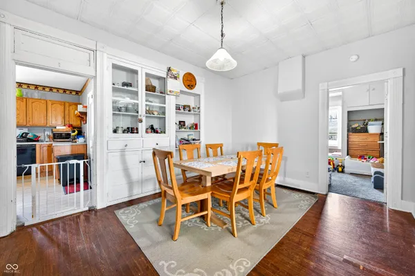 $244,900 | 7120 North 250 East, Columbus, IN 47203