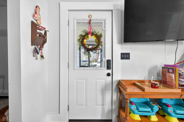 $244,900 | 7120 North 250 East, Columbus, IN 47203