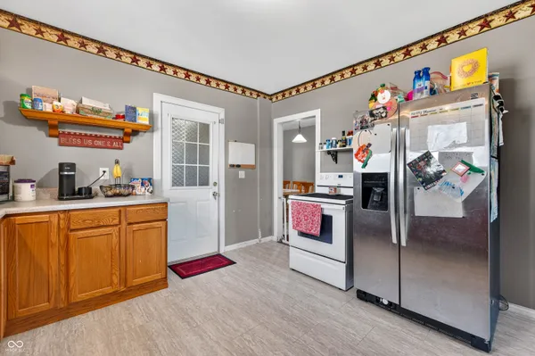 $244,900 | 7120 North 250 East, Columbus, IN 47203