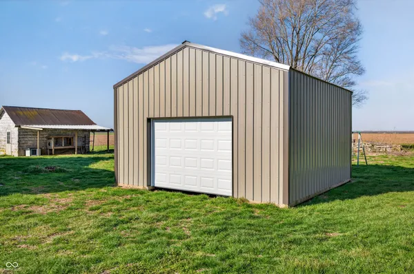 $244,900 | 7120 North 250 East, Columbus, IN 47203