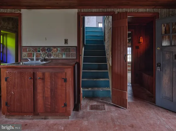 $985,000 | 2519 Ash Mill Road, Doylestown, PA 18902