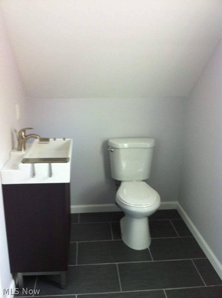 3455 Doris Road Cleveland, OH 44111 - Photo 17 of 22 Gallery Image 17