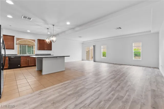 $2,340 | 9827 Marietta Cellars Court, Las Vegas, NV 89141