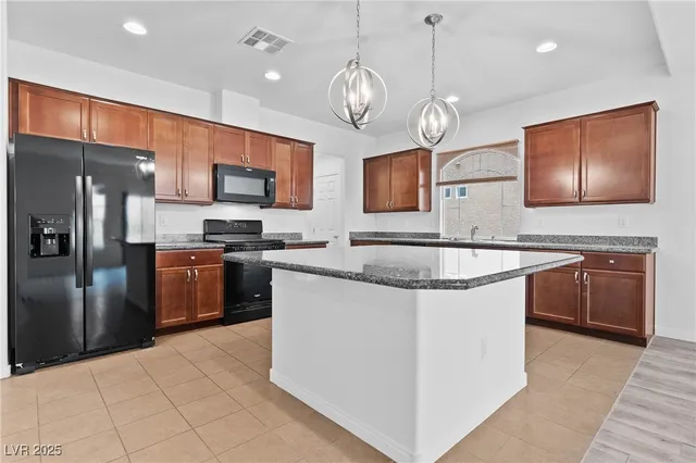 $2,340 | 9827 Marietta Cellars Court, Las Vegas, NV 89141