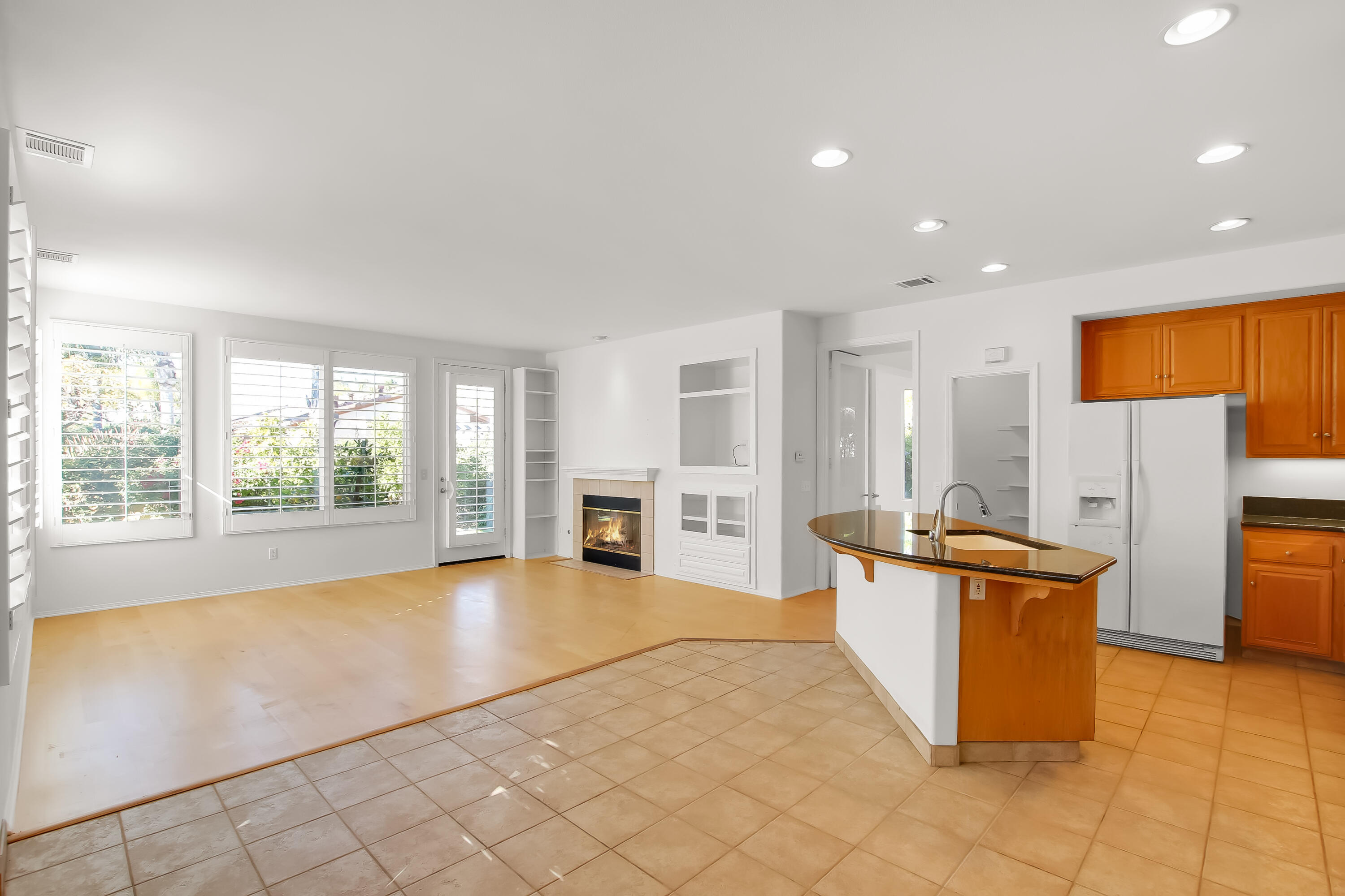 6866 Shadowbrook Drive Goleta, CA 93117 - Photo 14 of 33 Kitchen/TV/Family room