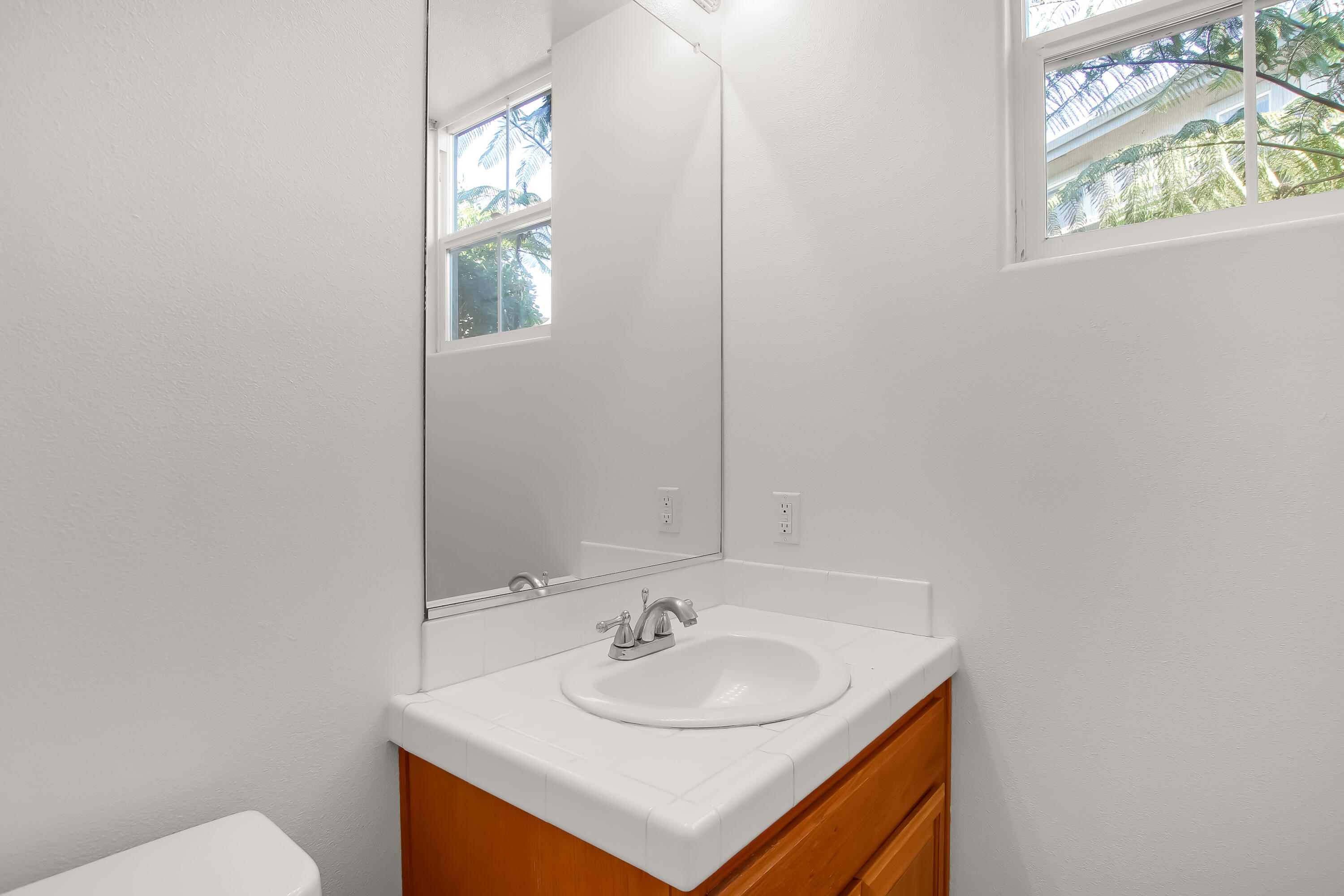 6866 Shadowbrook Drive Goleta, CA 93117 - Photo 27 of 33 Full Bath 2 First Floor