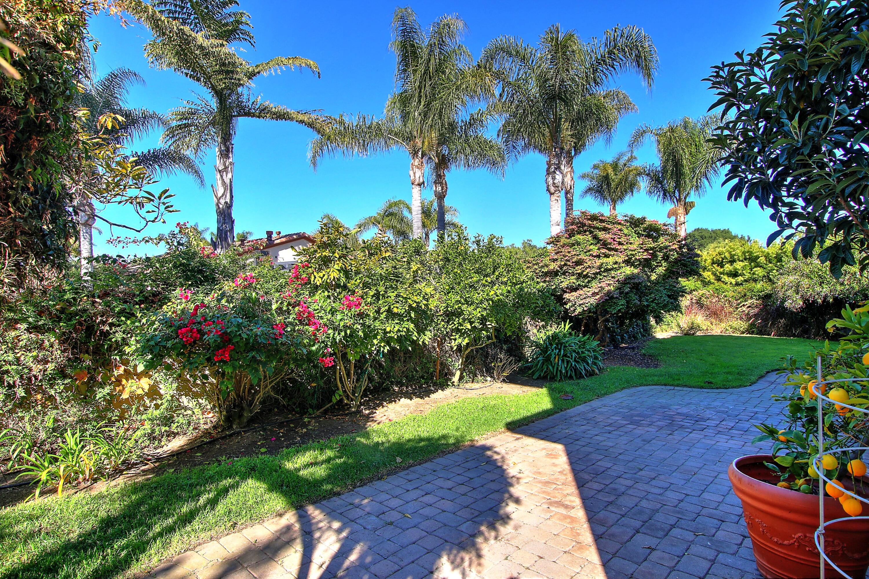 6866 Shadowbrook Drive Goleta, CA 93117 - Photo 30 of 33 Patio w/Fenced Yard