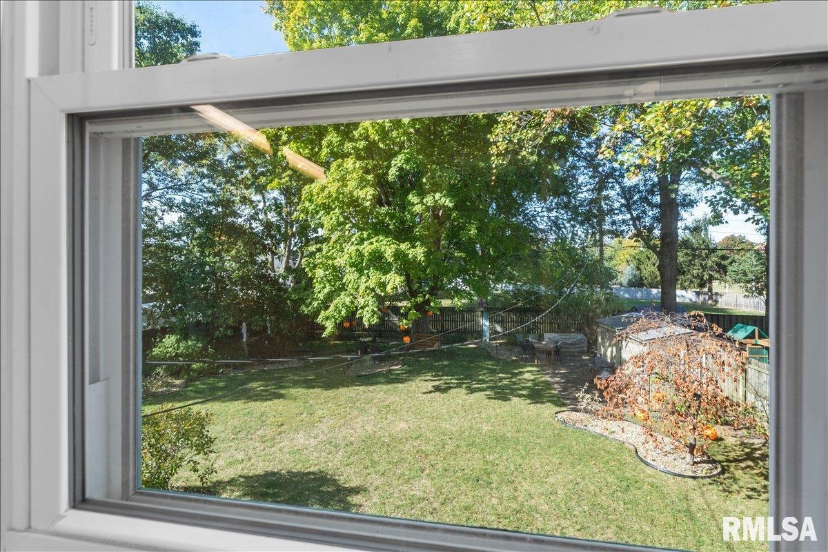 105 Dickinson Road Springfield, IL 62704 - Photo 29 of 46
