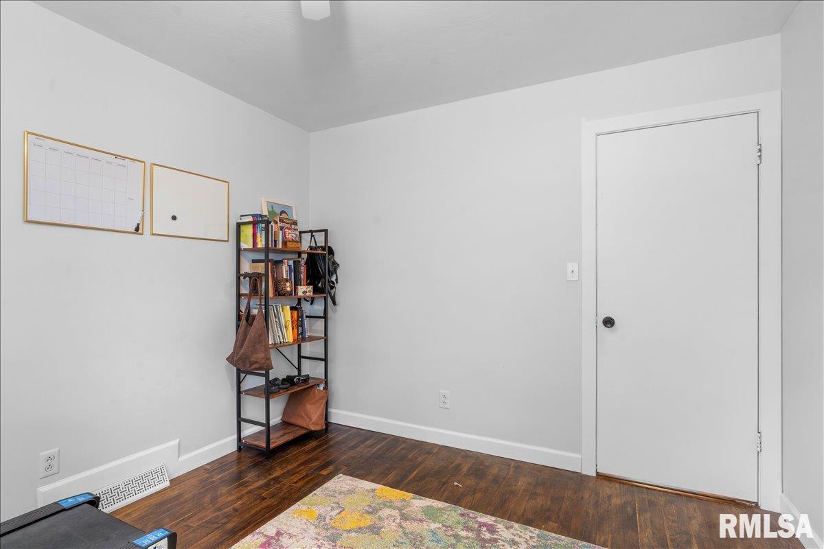 105 Dickinson Road Springfield, IL 62704 - Photo 31 of 46