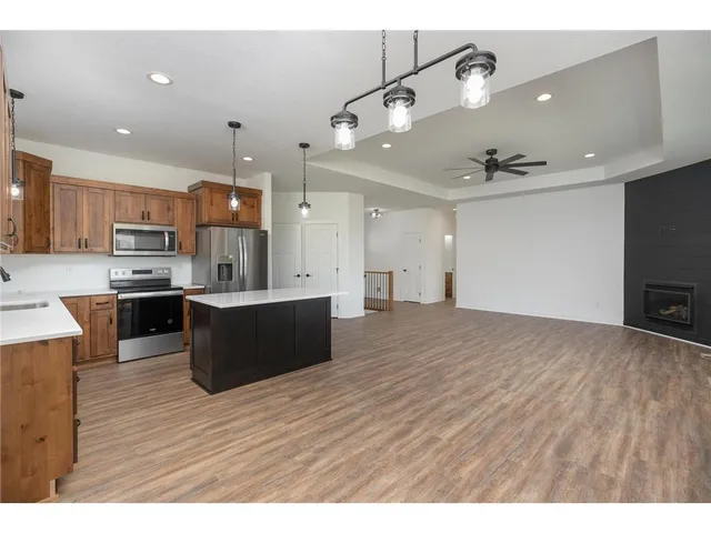 $550,000 | 477 Amco Lane, Chatfield, MN 55923