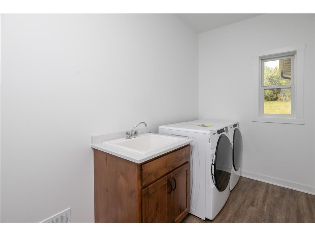 477 Amco Lane Chatfield, MN 55923 - Photo 18 of 49