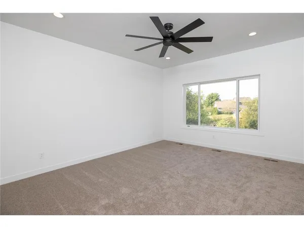 $550,000 | 477 Amco Lane, Chatfield, MN 55923