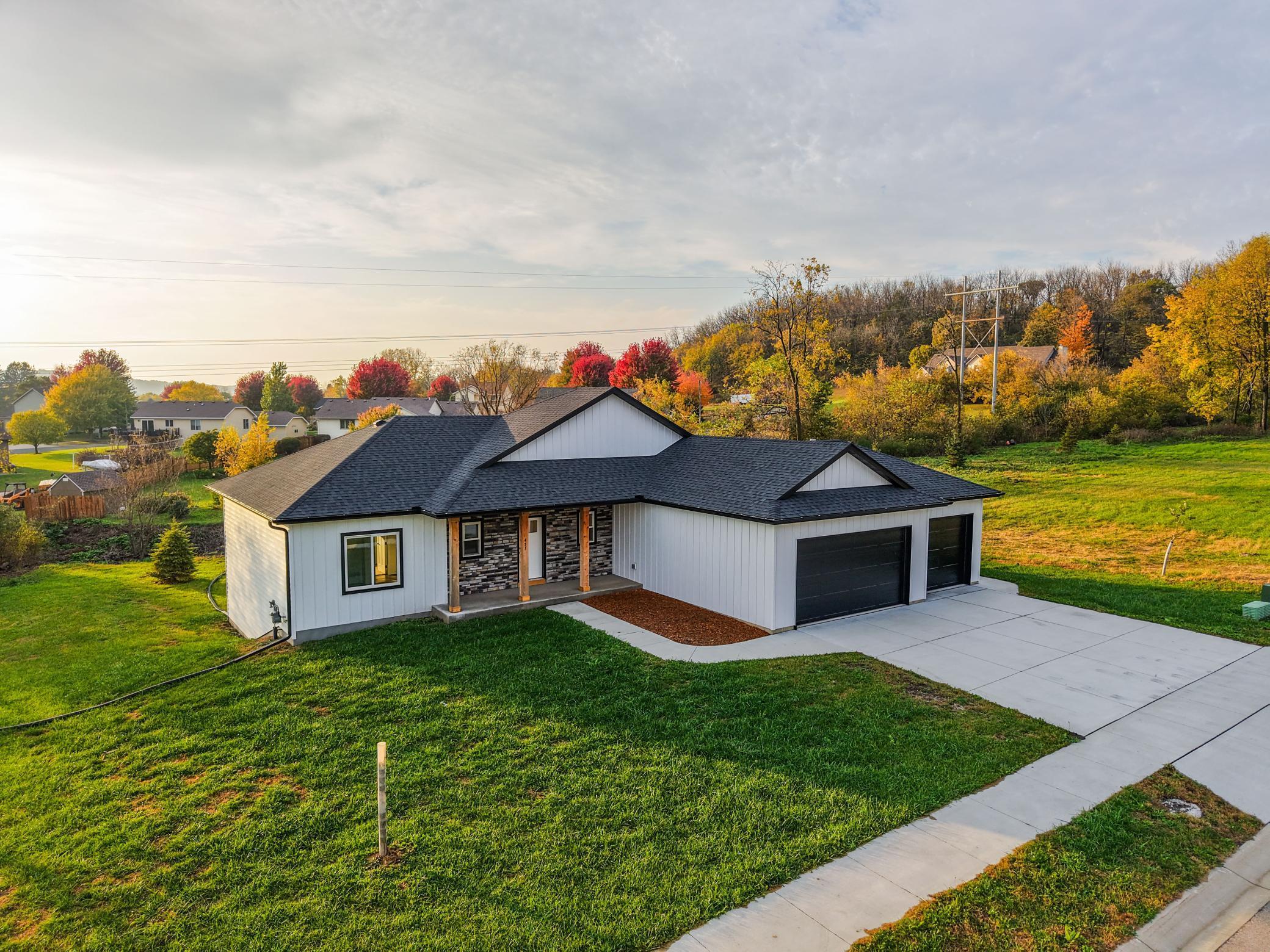 477 Amco Lane Chatfield, MN 55923 - Photo 2 of 49