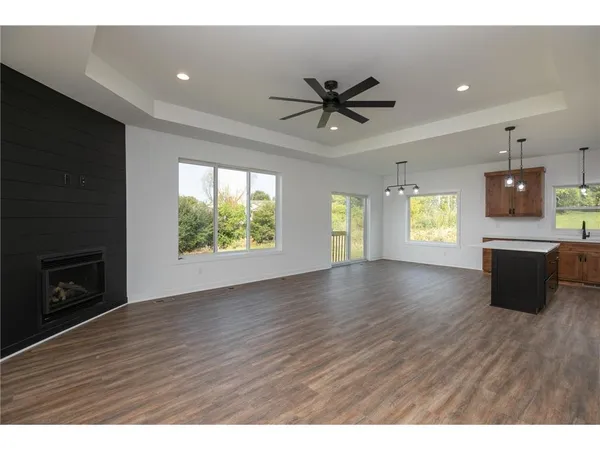 $550,000 | 477 Amco Lane, Chatfield, MN 55923