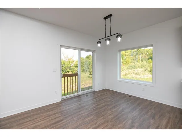 $550,000 | 477 Amco Lane, Chatfield, MN 55923