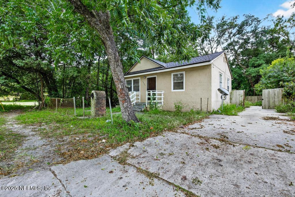 2932 Rhonda Rd-3