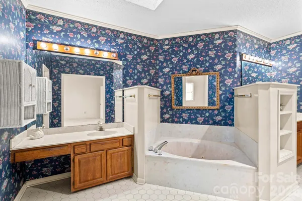 $469,500 | 411 Wildwood Drive, Salisbury, NC 28146