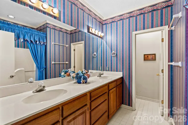 $469,500 | 411 Wildwood Drive, Salisbury, NC 28146