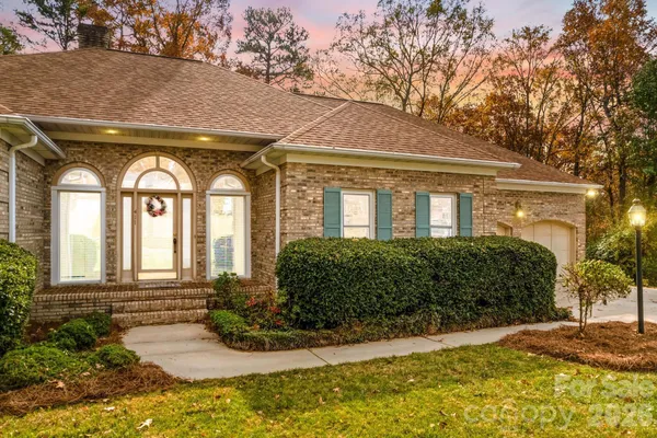 $469,500 | 411 Wildwood Drive, Salisbury, NC 28146