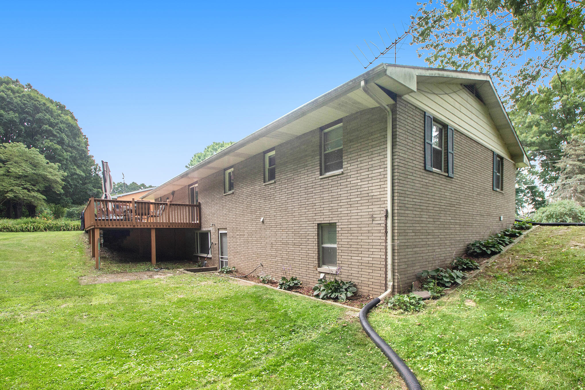 6347 Scherr Road Berrien Springs, MI 49103 - Photo 23 of 25 IMG_0985-