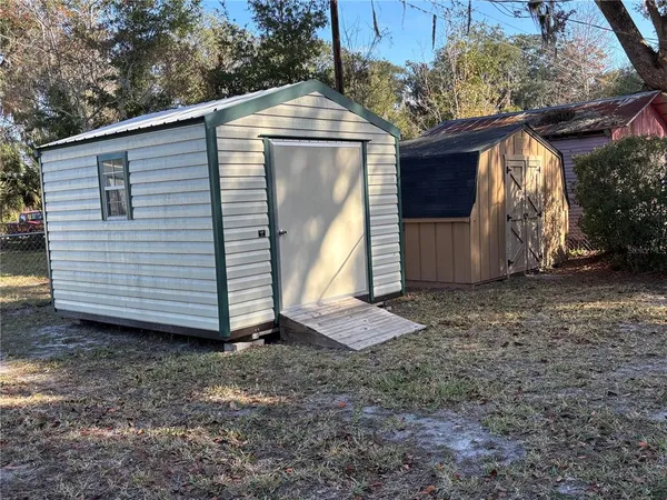 a view of a garage