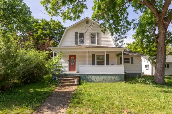 $169,900 | 249 West Graham Street, Dixon, IL 61021