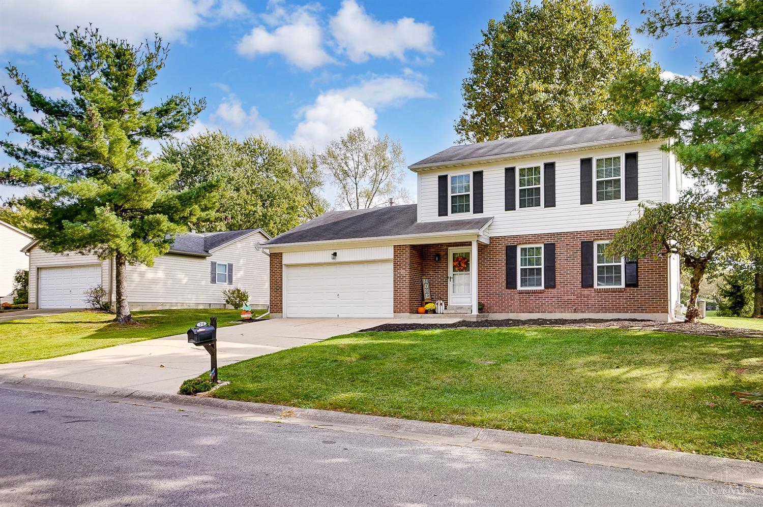 210 Deershadow Road Maineville, OH 45039 - Photo 2 of 39