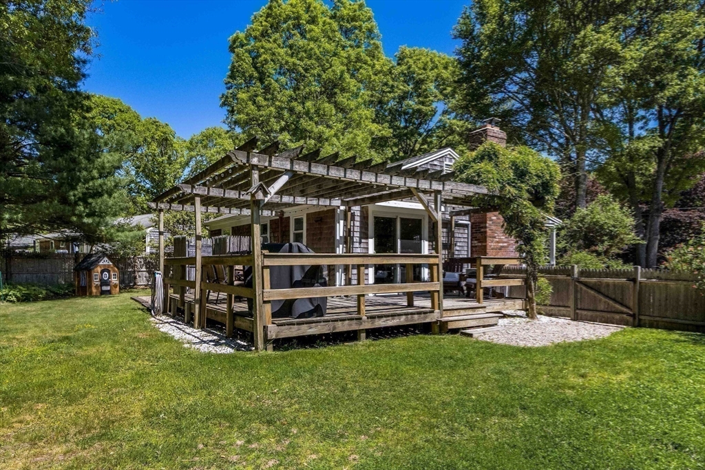23 Baird Way Barnstable, MA 02632 - Photo 26 of 35