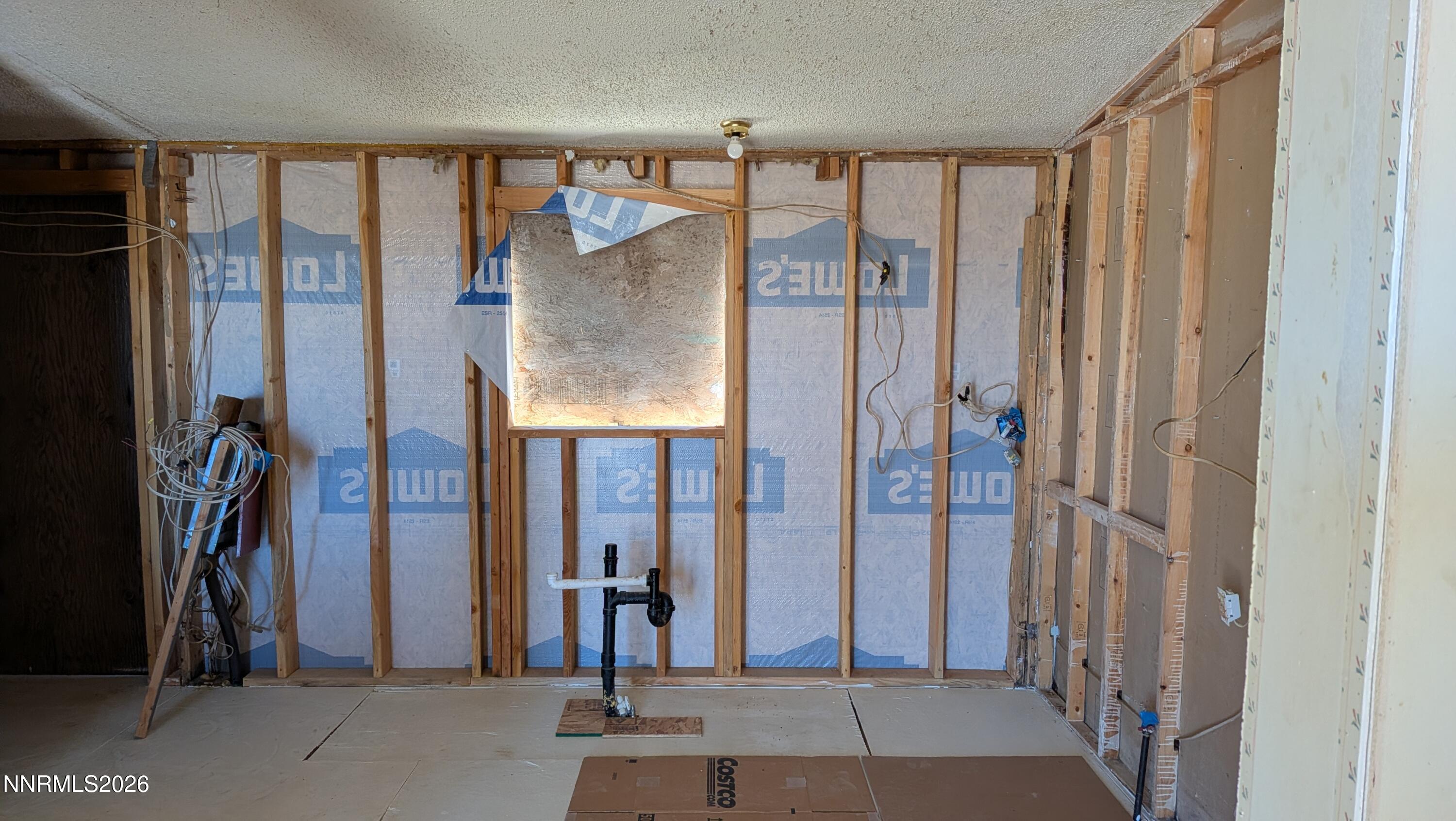 22755 Rye Patch Reservoir Road Lovelock, NV 89419 - Photo 5 of 15 kitchen