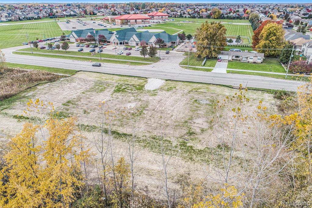 50334 Card Road Macomb, MI 48044 - Photo 10 of 14