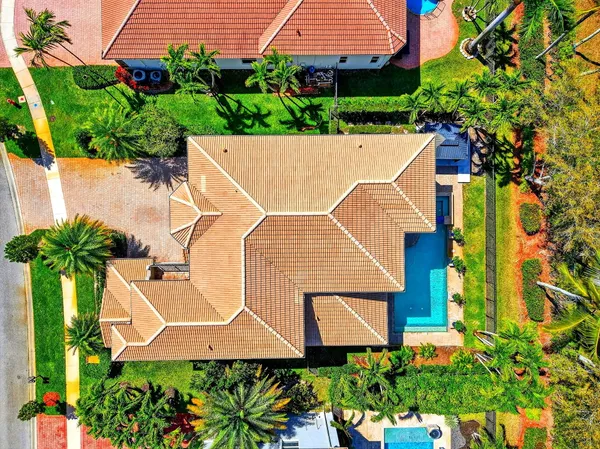 $1,525,000 | 8680 Cobblestone Point Circle, Boynton Beach, FL 33472