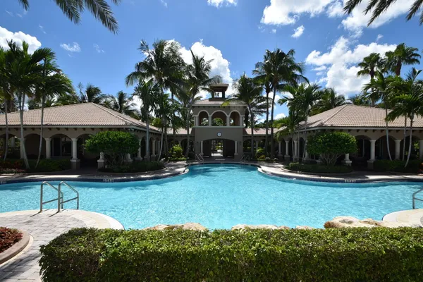$1,525,000 | 8680 Cobblestone Point Circle, Boynton Beach, FL 33472