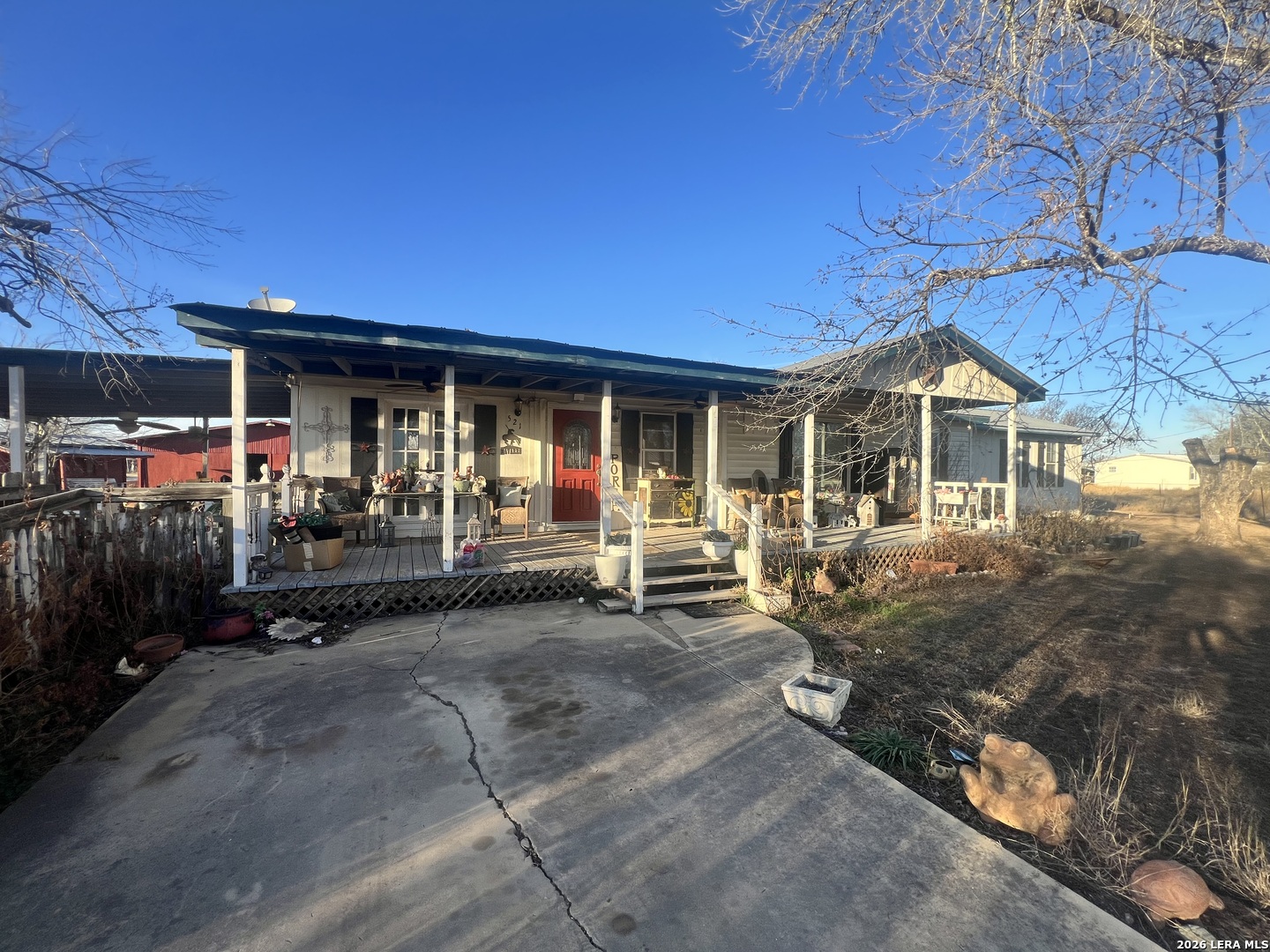 521 Cr 7713, Unit 1 Devine, TX 78016 - Photo 1 of 14