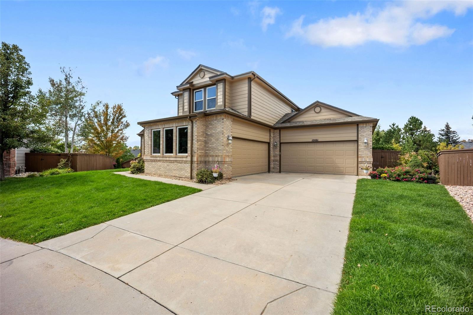 10061 South Fairgate Way Highlands Ranch, CO 80126 - Photo 2 of 50