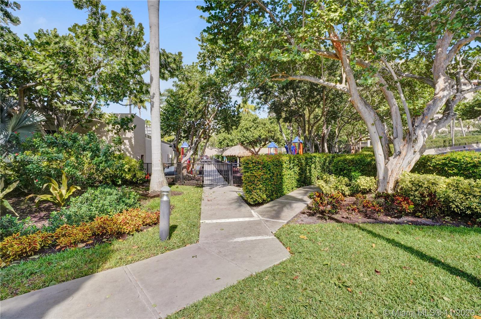 151 Crandon Boulevard, Unit 230 Key Biscayne, FL 33149 - Photo 27 of 30