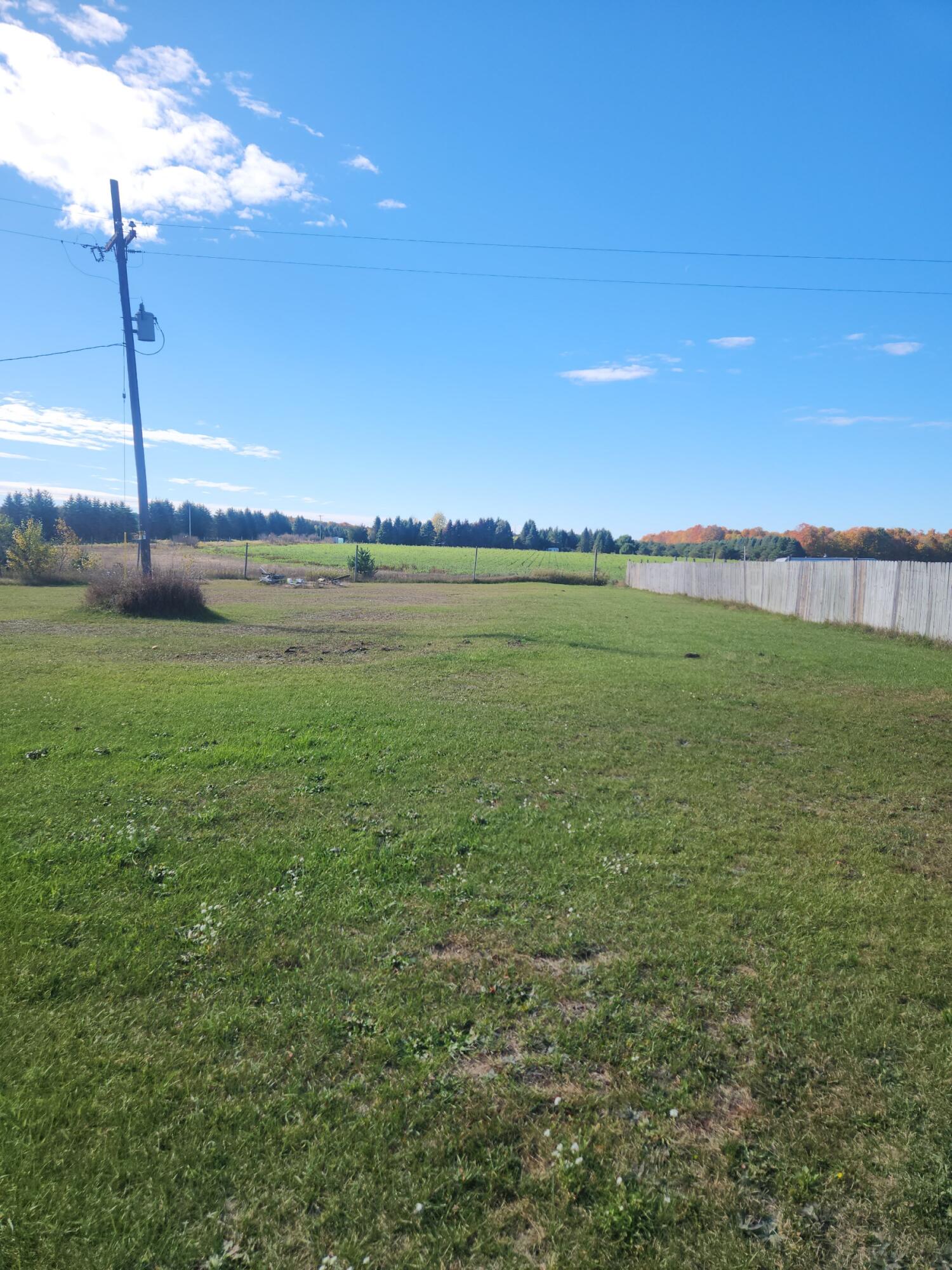 5960 South 25 Road Boon, MI 49618 - Photo 3 of 14 20251015_145454